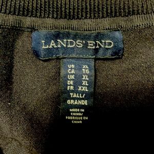 Lands End XLT Navy Blue V Neck sweater 72 acrylic 28 nylon